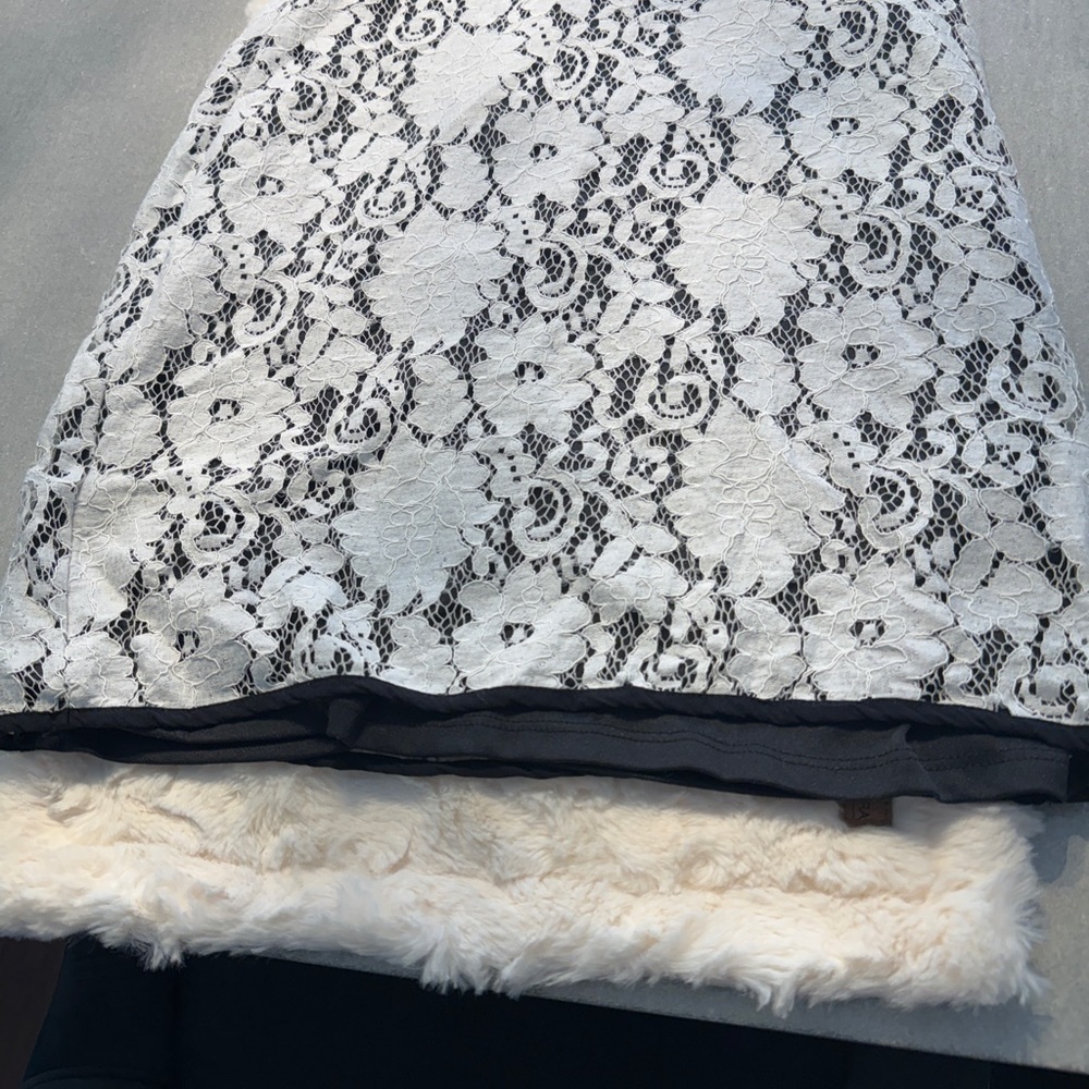 Lulu's Black and White Lace Dress -Small - Picture 8 of 16